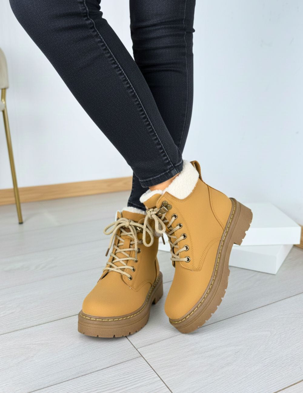 Botins Laura - Camel