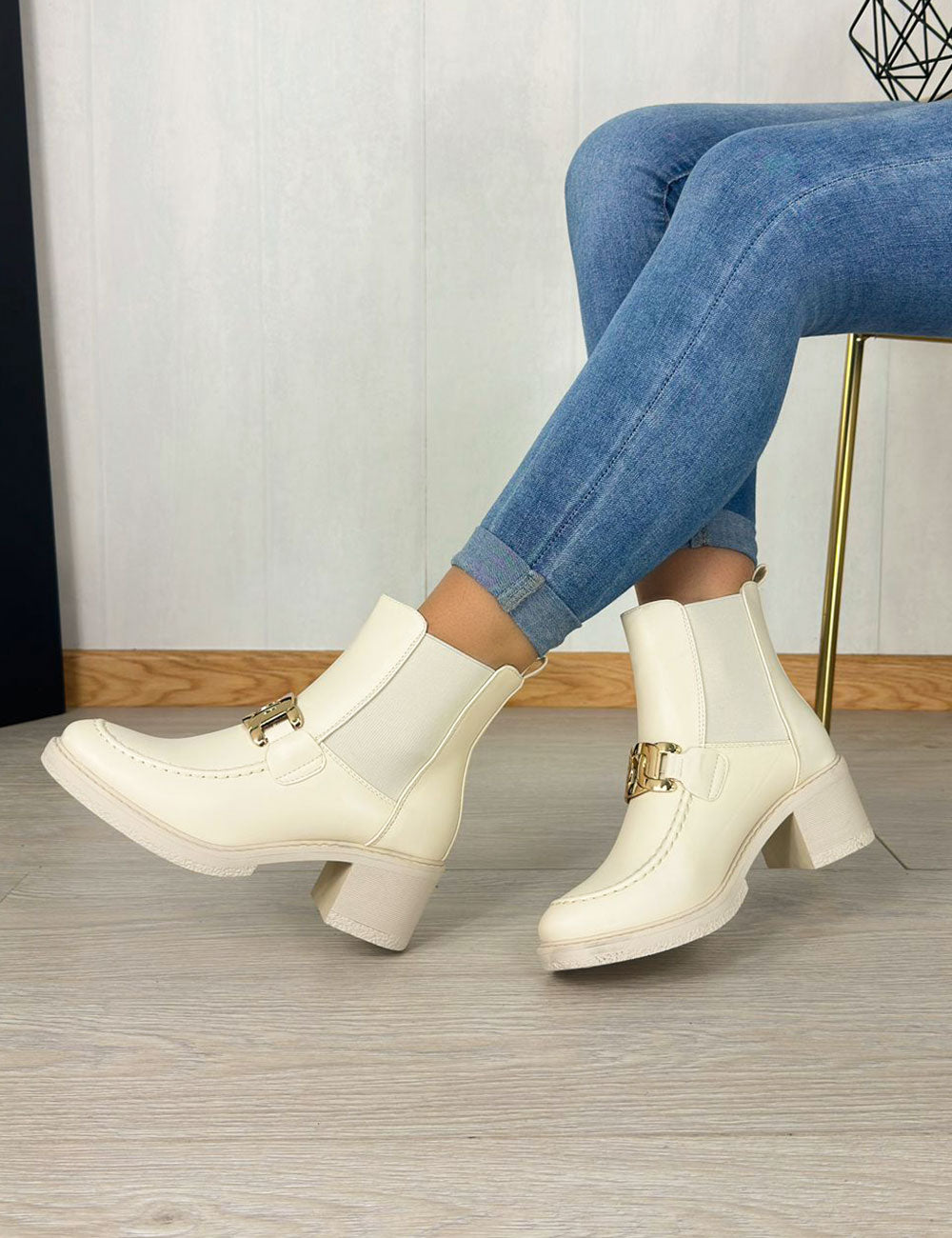 Botins Ideal - Bege