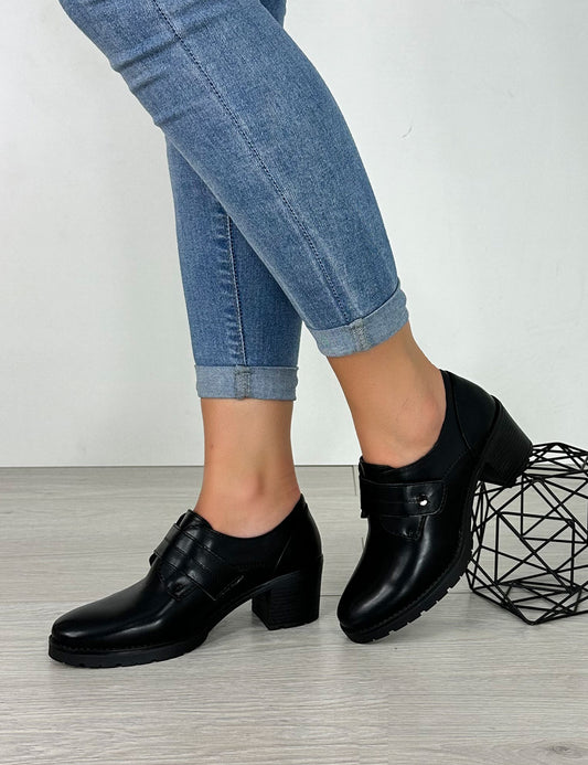 Sapatos Sari - Preto