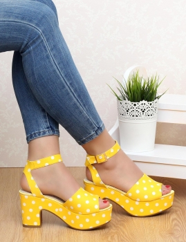 SANDALIAS JAIR - AMARELO