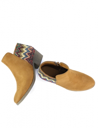 Botins Ford - Camel