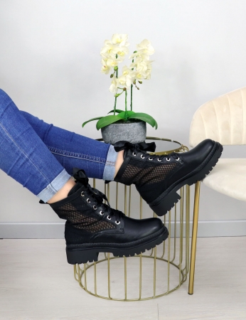Botins Tassiane - Preto